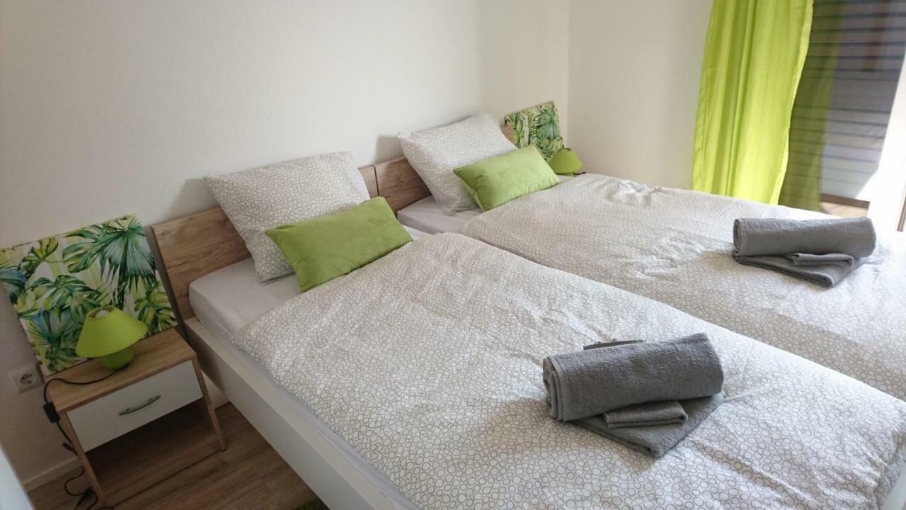 Ela Cres Apartment Ngoại thất bức ảnh